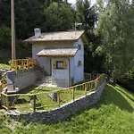 Casa Ca' De L'elmo
